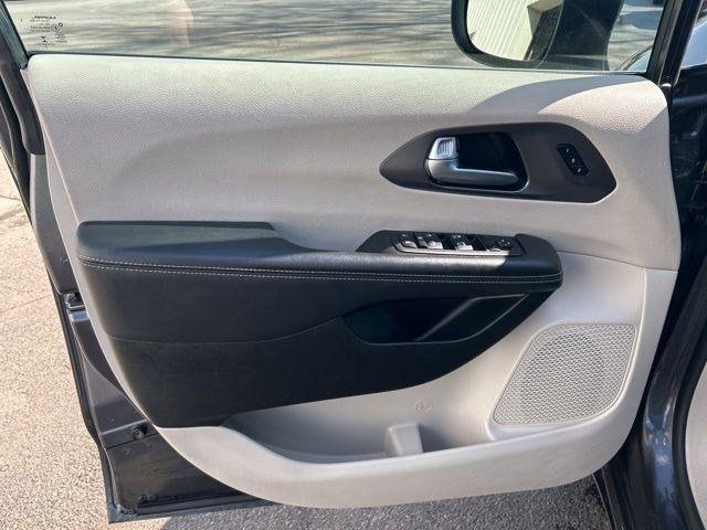 Chrysler Pacifica  2023