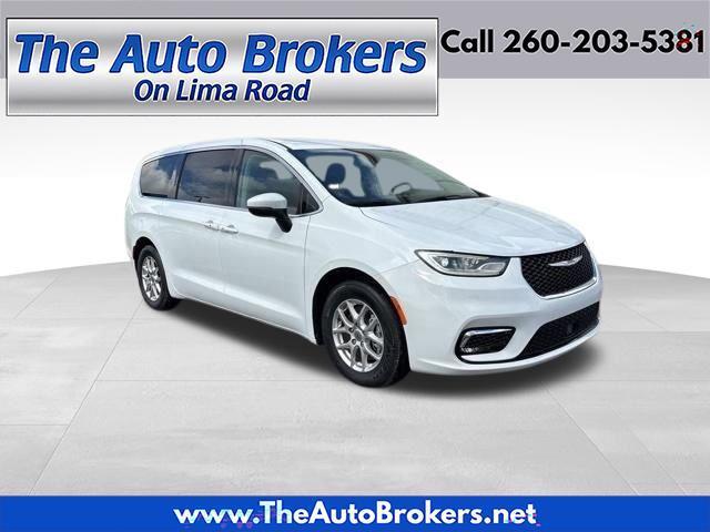 Chrysler Pacifica  2023