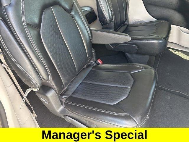 Chrysler Pacifica Touring L 2024