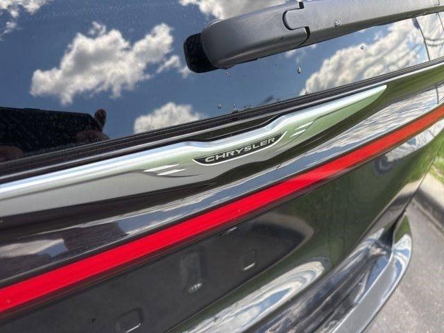Chrysler Pacifica  2023