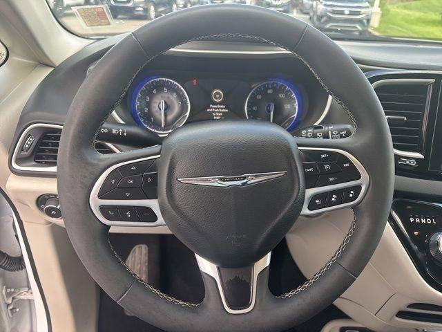 Chrysler Pacifica  2024
