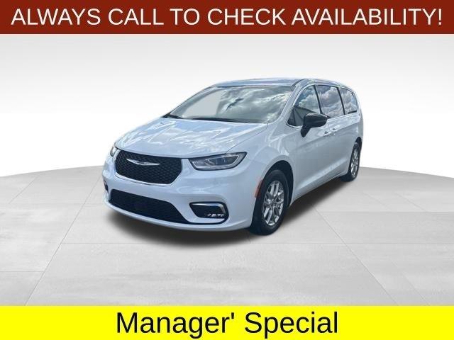 Chrysler Pacifica Touring L 2024