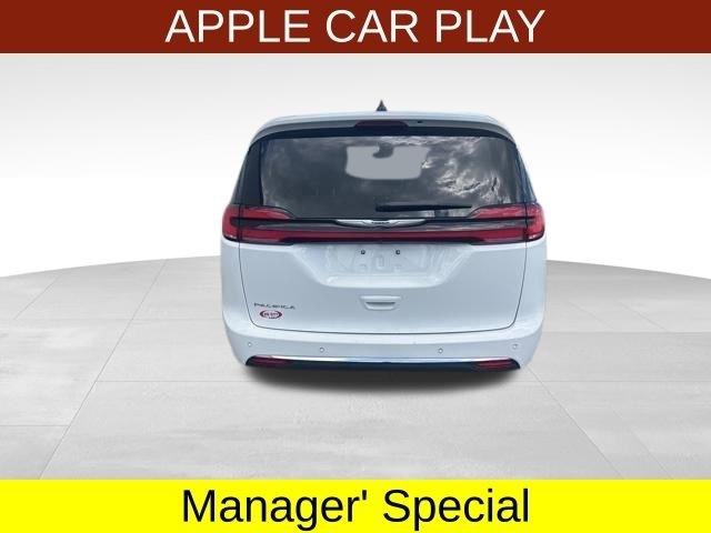 Chrysler Pacifica Touring L 2024