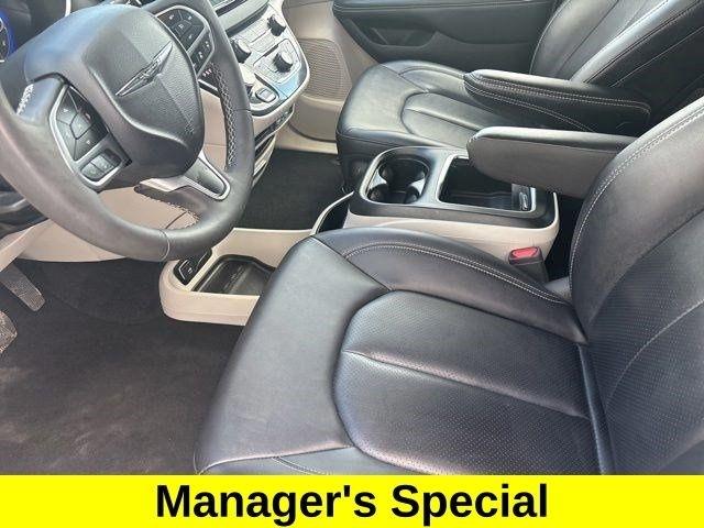 Chrysler Pacifica Touring L 2024