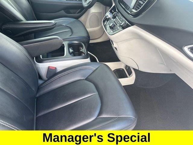 Chrysler Pacifica Touring L 2024