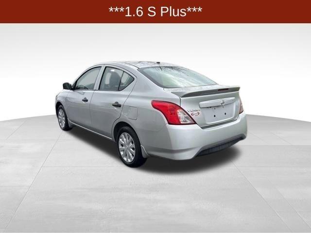 Nissan Versa Sedan  2019