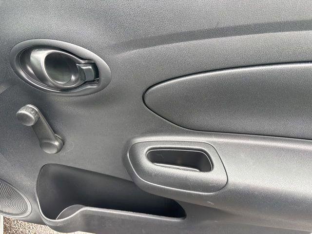 Nissan Versa Sedan  2019