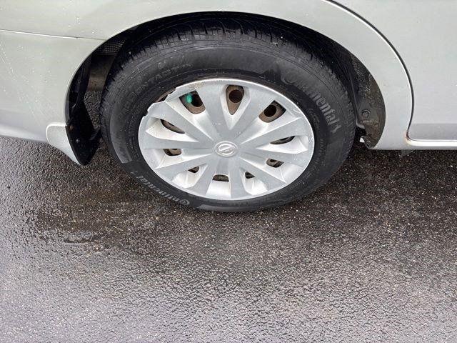 Nissan Versa Sedan  2019