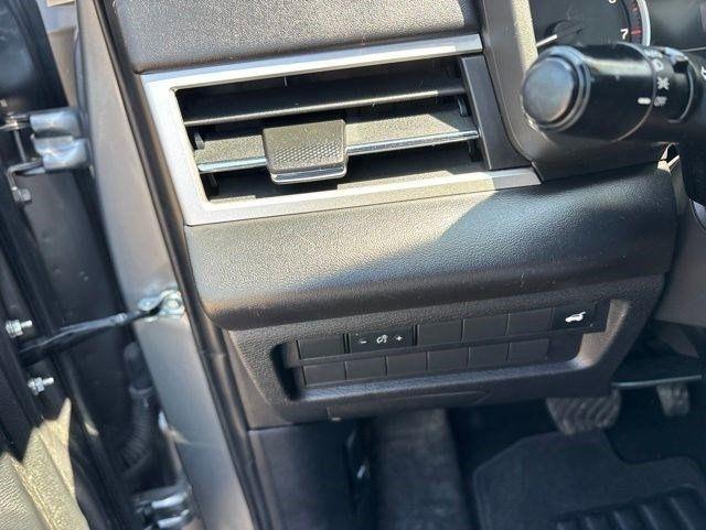 Mitsubishi Outlander  2022