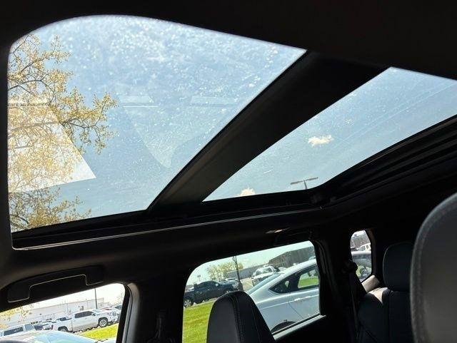 Mitsubishi Outlander  2022