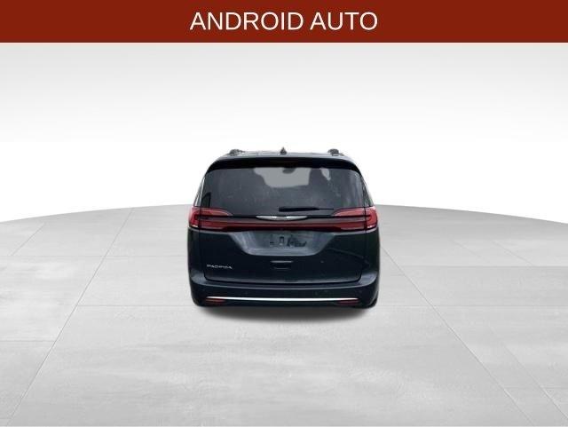 Chrysler Pacifica  2021