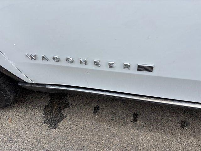 Jeep Wagoneer  2022