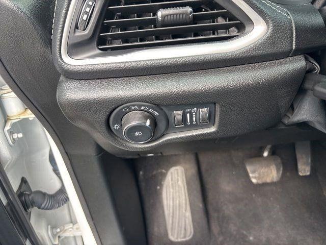Chrysler Pacifica  2023