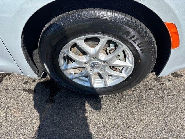 Chrysler Voyager  2024
