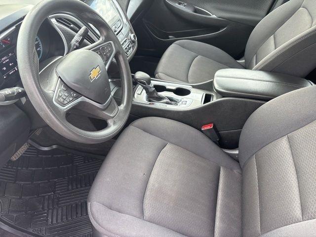 Chevrolet Malibu  2023