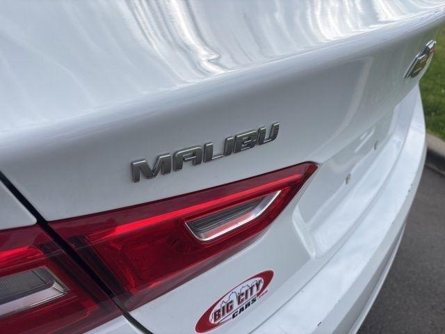 Chevrolet Malibu  2023