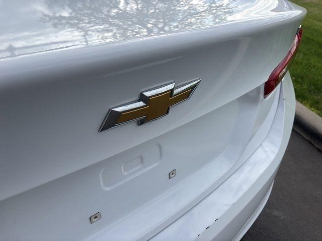 Chevrolet Malibu  2023
