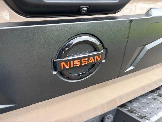 Nissan Titan  2021