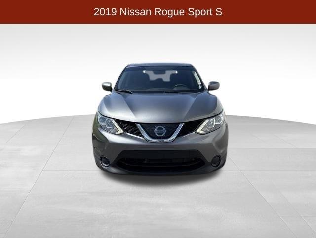 Nissan Rogue Sport  2019