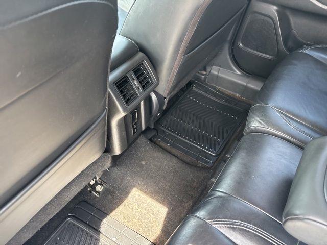 Mitsubishi Outlander  2020