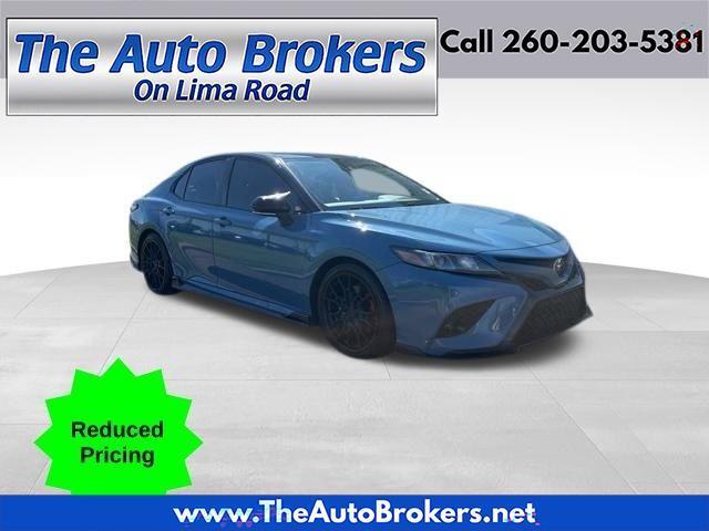 Toyota Camry  2022