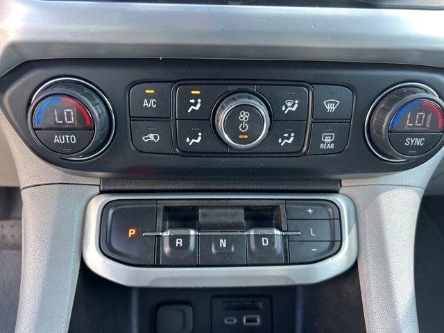 GMC Acadia  2022