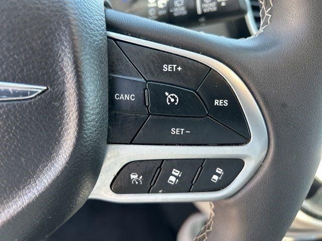 Chrysler Pacifica  2023