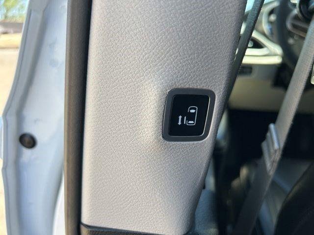 Chrysler Pacifica  2023