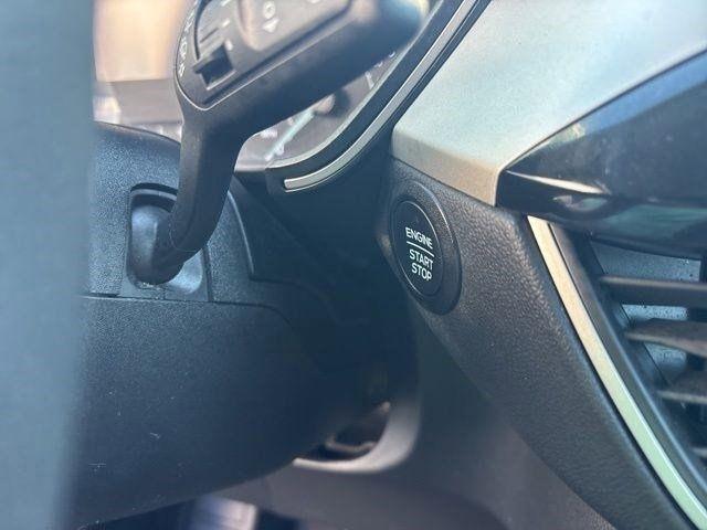 Ford Escape  2022