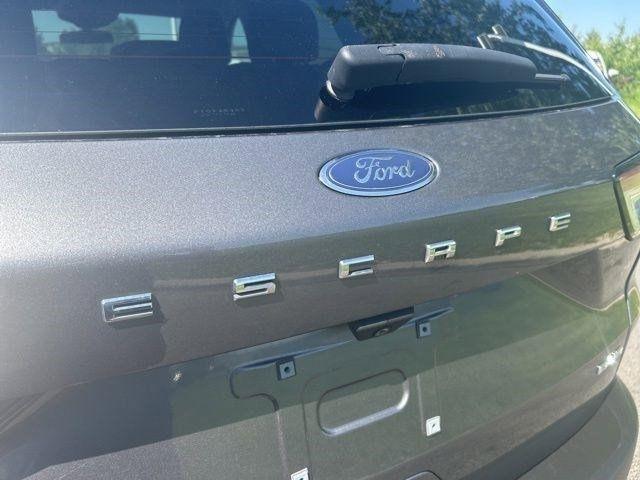 Ford Escape  2021