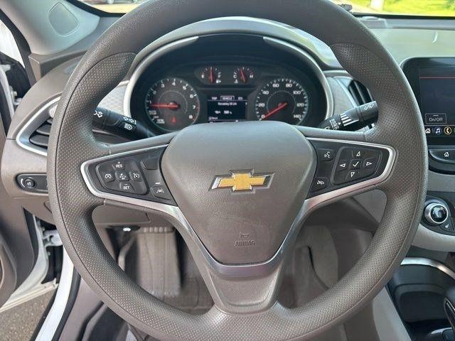 Chevrolet Malibu  2023