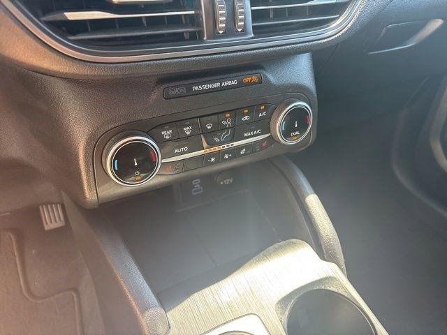 Ford Escape  2023