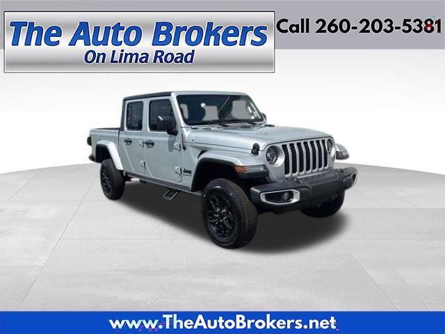 2022 Jeep Gladiator Sport