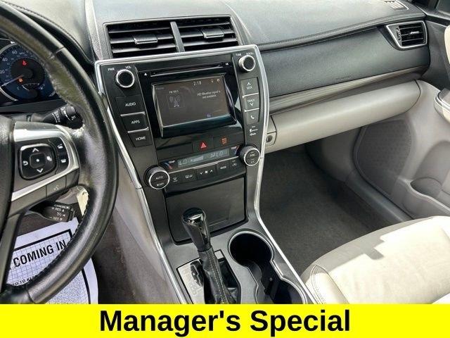 Toyota Camry  2015