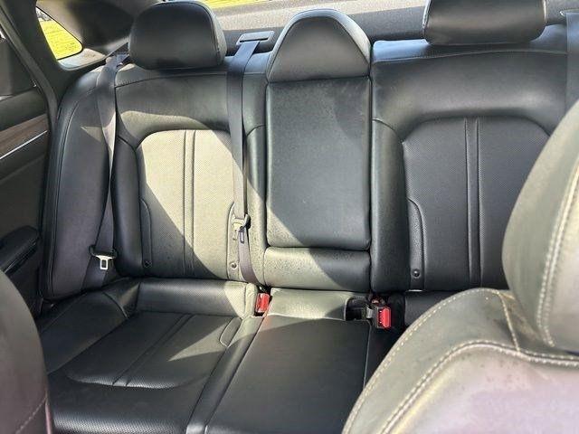 Kia K5  2023