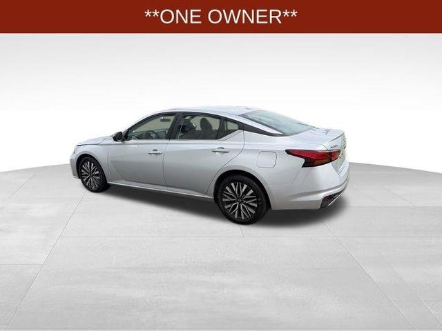Nissan Altima  2024