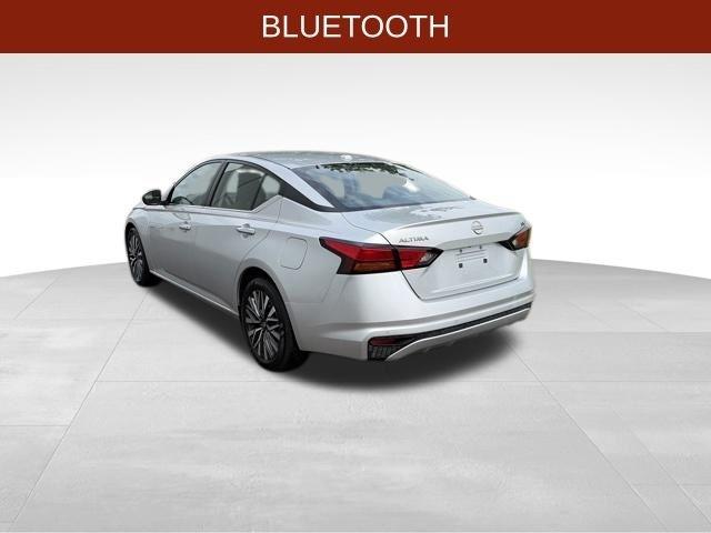 Nissan Altima  2024