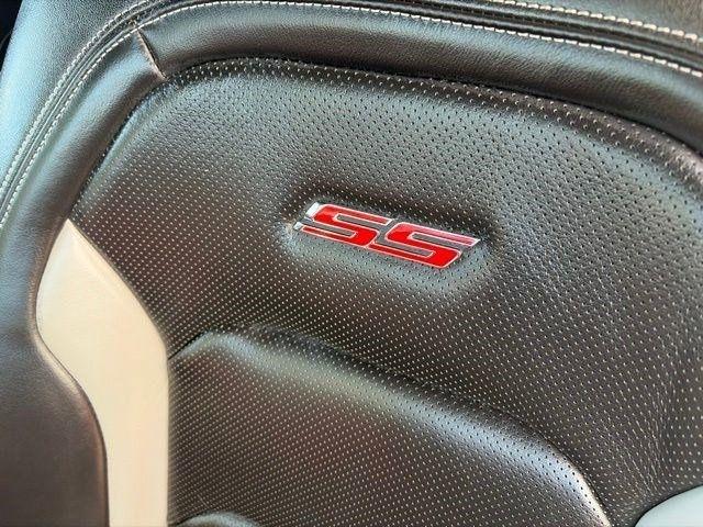Chevrolet Camaro  2023