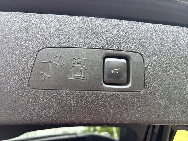 Lincoln Corsair  2021