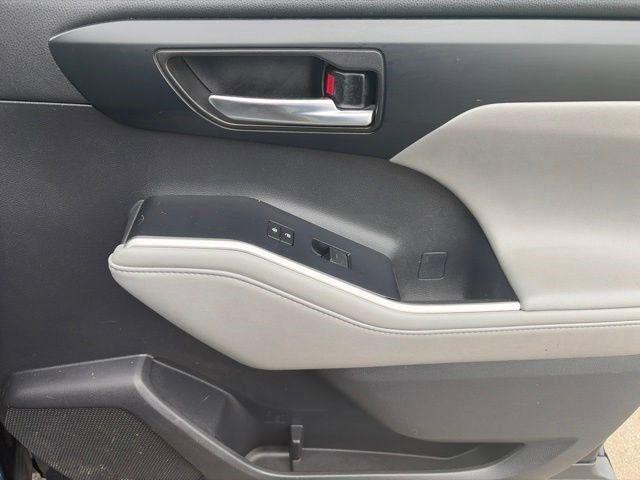 Toyota Highlander  2020