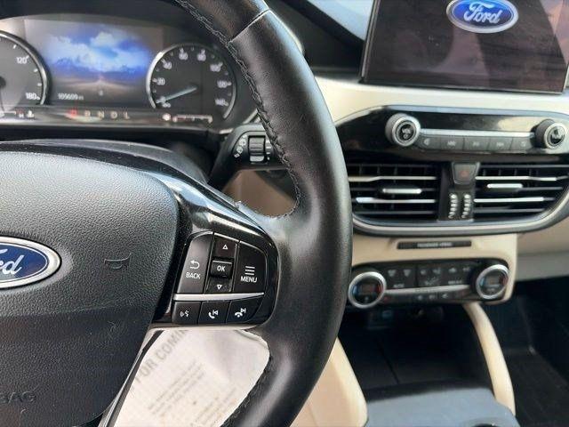 Ford Escape  2021
