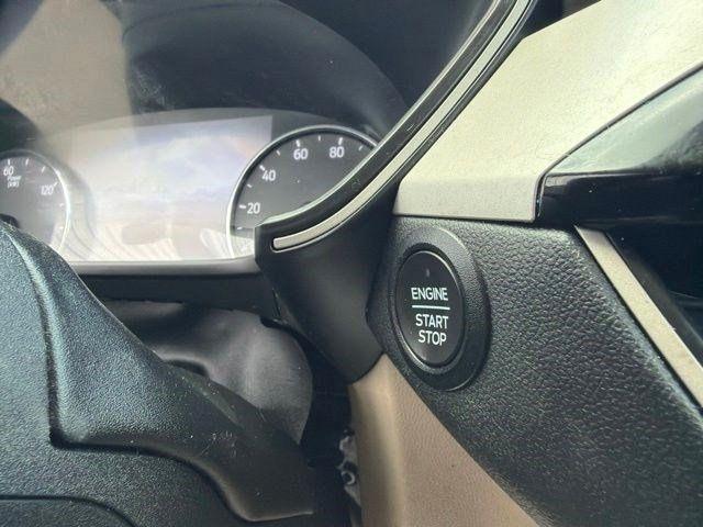 Ford Escape  2021