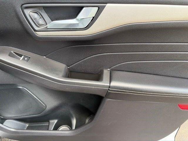Ford Escape  2021