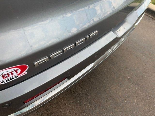 GMC Acadia  2021