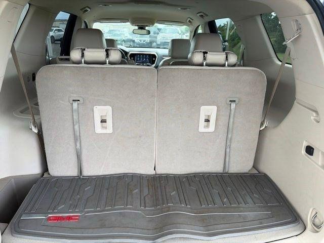 GMC Acadia  2021