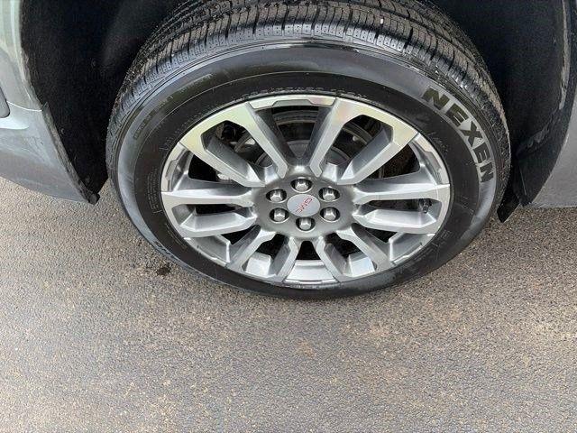 GMC Acadia  2021