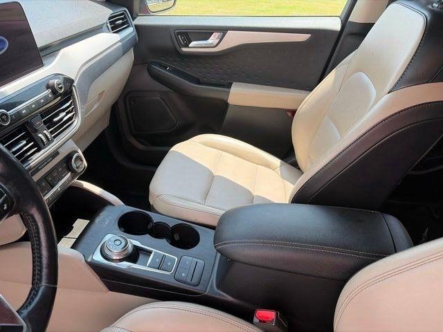 Ford Escape  2020