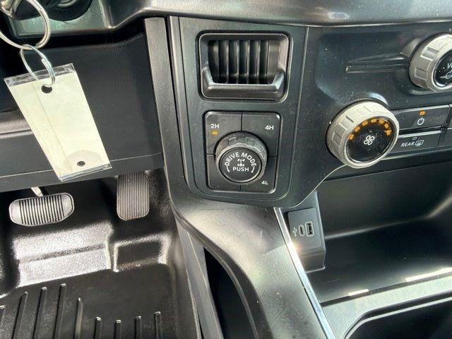 Ford F-150  2025