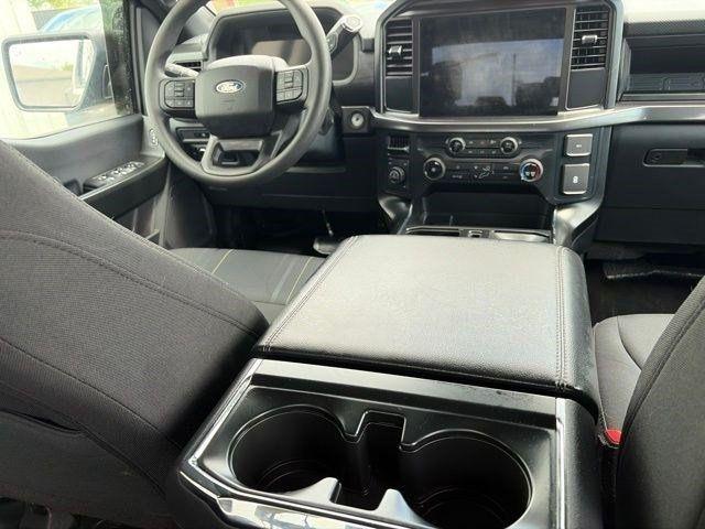 Ford F-150  2025