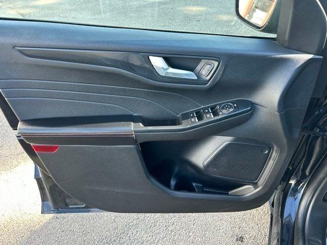 Ford Escape  2025
